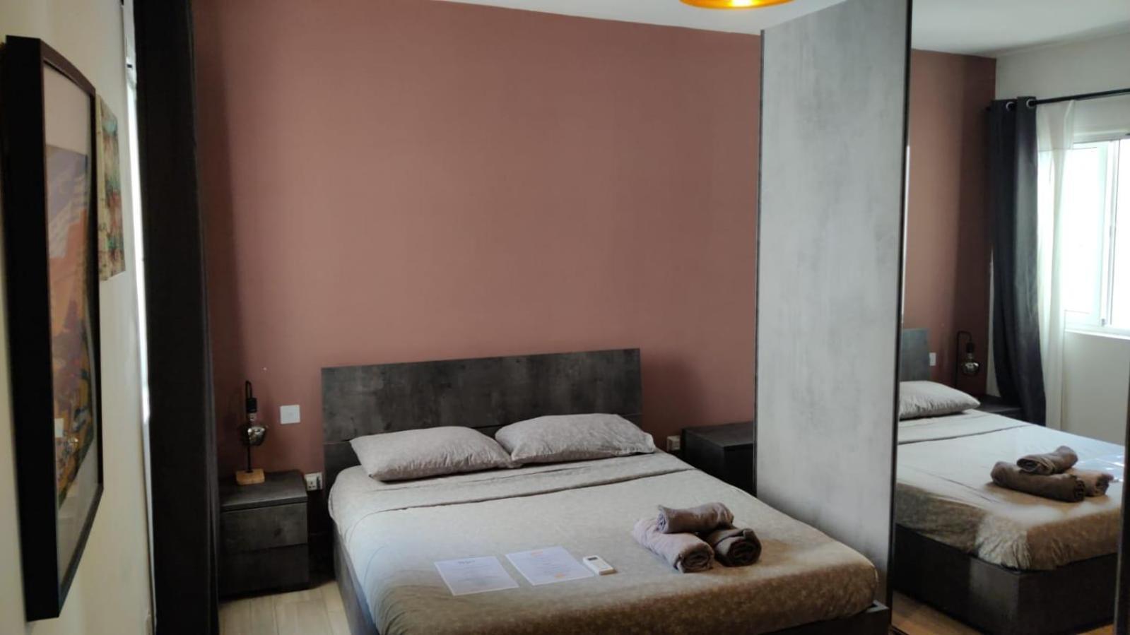 Airport Accommodation Bedroom With Your Own Private Bathroom Self Check In And Self Check Out Air-Condition Included Mqabba Exteriér fotografie